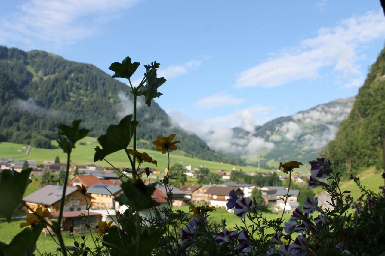 Ruef Wohlfuehl-Apartments Au (Vorarlberg) Exteriör bild